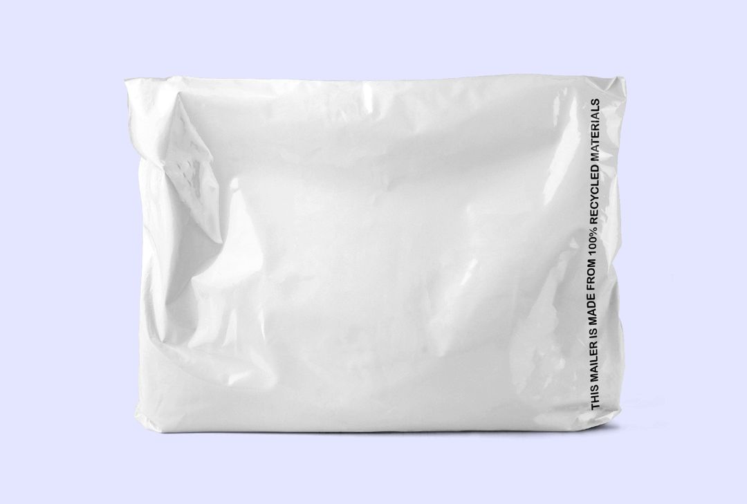 What Size Poly Mailer for Clothes | Smart Shipping Supply